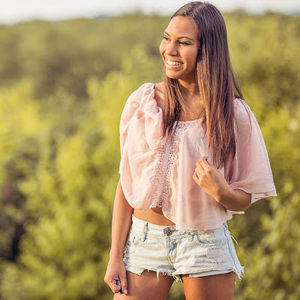 Meet your Posher, Cassandra